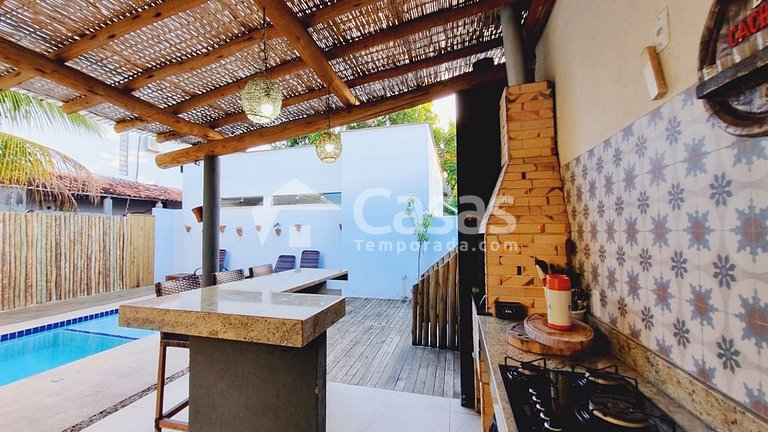 Refúgio Familiar em Porto Seguro c/ Piscina 4 Suítes e Wi-Fi