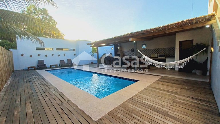 Refúgio Familiar em Porto Seguro c/ Piscina 4 Suítes e Wi-Fi