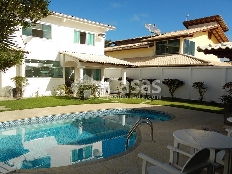 Casa em Condomínio Fechado com Segurança 24h