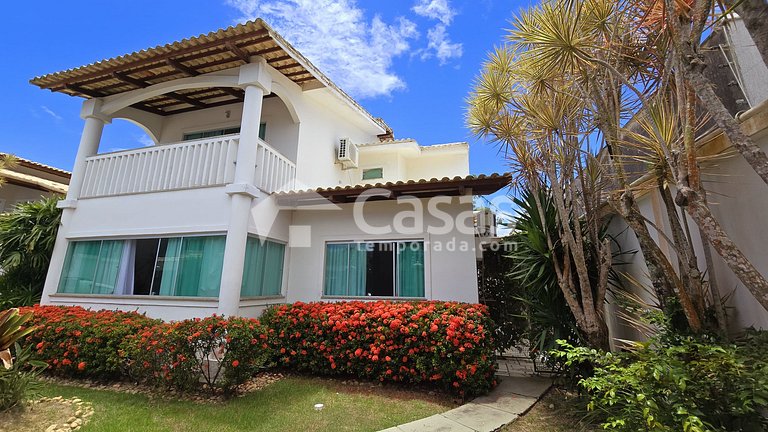 Casa em Condomínio Fechado com Segurança 24h