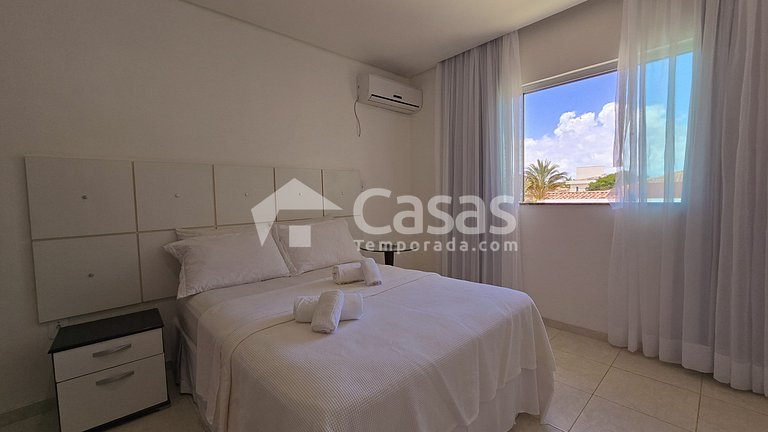 Casa em Condomínio Fechado com Segurança 24h