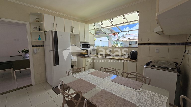 Casa em Condomínio Fechado com Segurança 24h