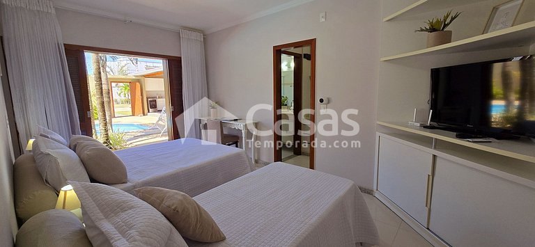 with a swimming pool and a gourmet area in PSeguro