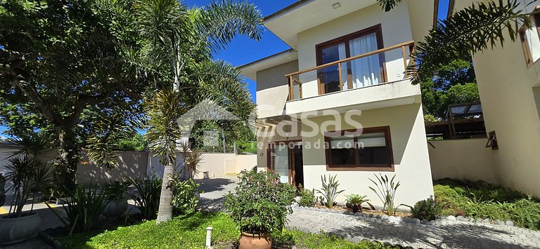 Hospedagem Arraial d'Ajuda a 150 metros da estada da balsa