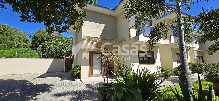 Hospedagem Arraial d'Ajuda a 150 metros da estada da balsa