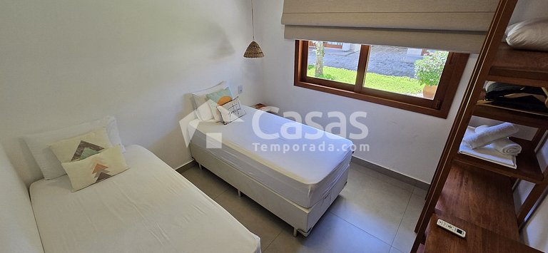 Hospedagem Arraial d'Ajuda a 150 metros da estada da balsa