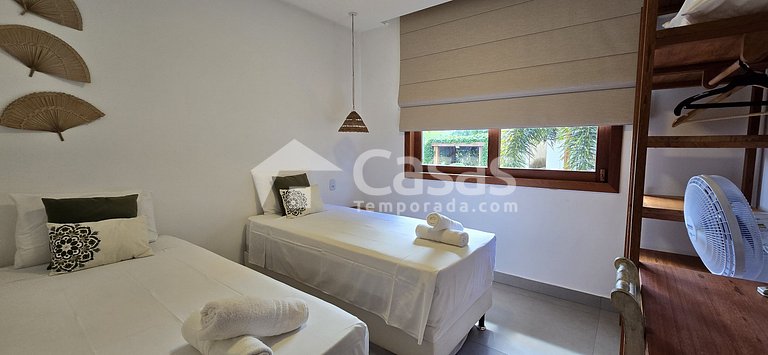 Hospedagem Arraial d'Ajuda a 150 metros da estada da balsa