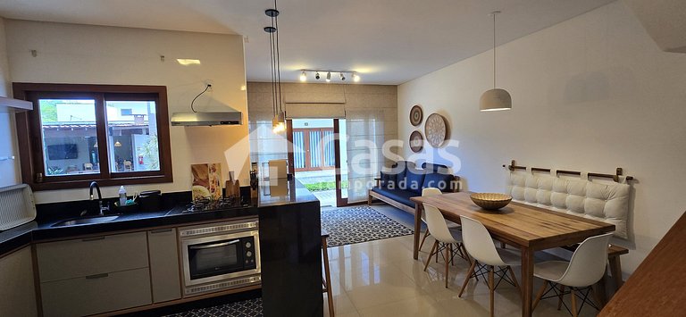 Duplex com 3 quartos em Arraial d’Ajuda Araçaípe