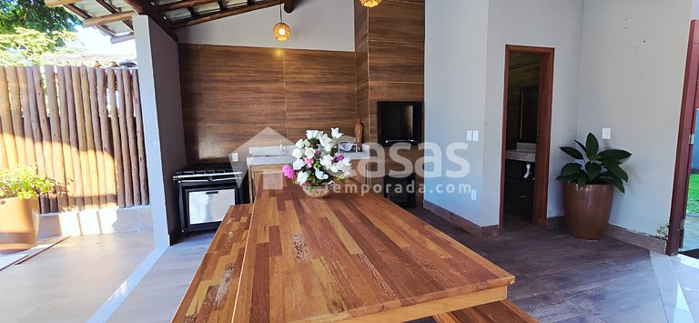 Family House with Pool and Gourmet Area