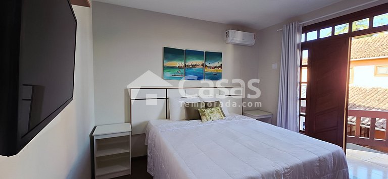 Family House with Pool and Gourmet Area