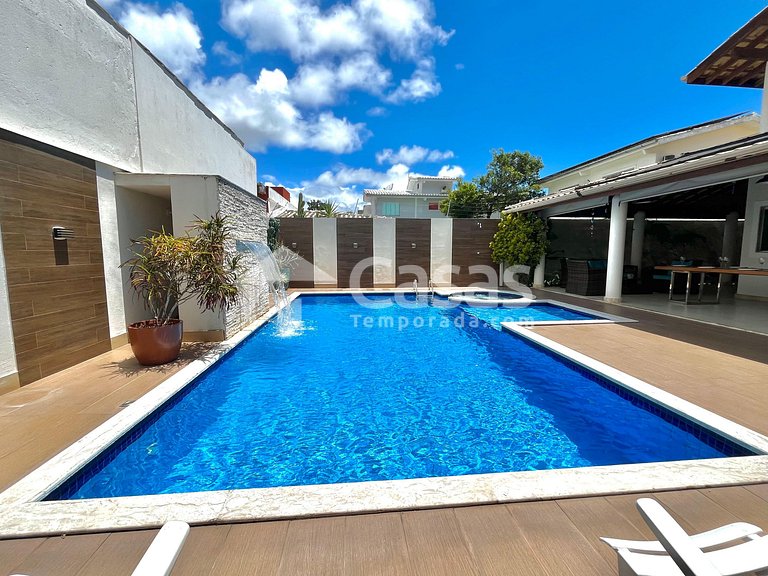 Piscina, Hidromassagem, Conforto Total no Condomínio Fechado