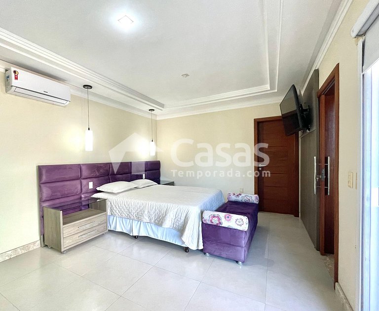 Piscina, Hidromassagem, Conforto Total no Condomínio Fechado