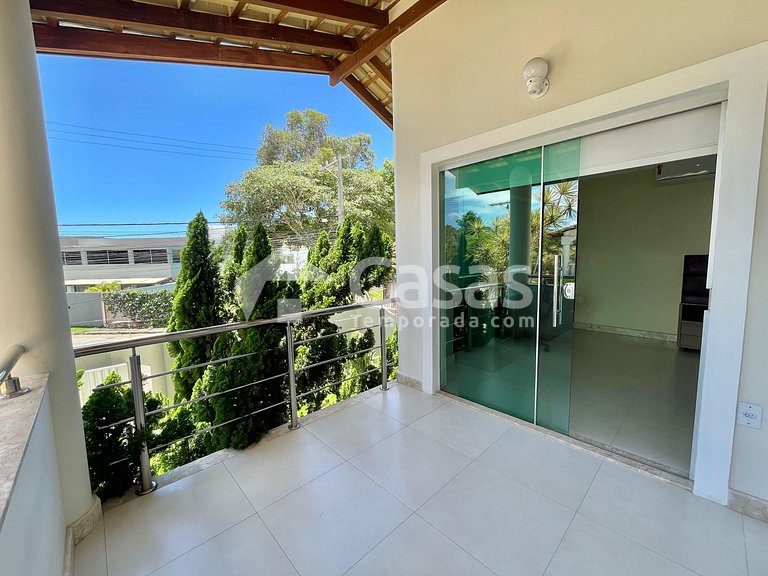 Piscina, Hidromassagem, Conforto Total no Condomínio Fechado