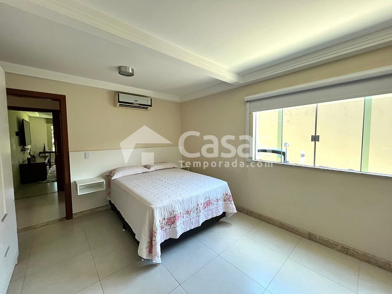 House in a gated community with 3 suites in Porto Seguro