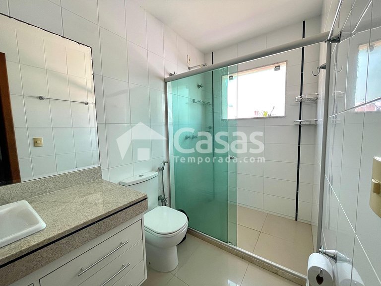 Casa em condomínio fechado com 3 suítes em Porto Seguro