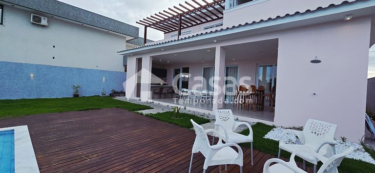 Casa Moderna com piscina e churrasqueira portaria 24h