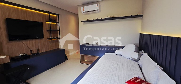 Casa Moderna com piscina e churrasqueira portaria 24h