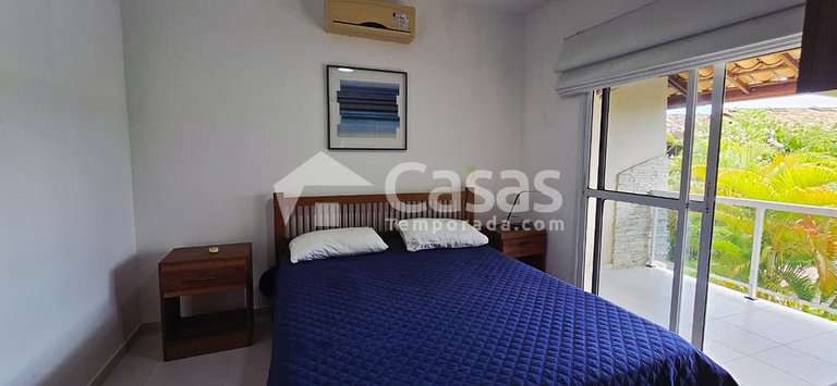 Duplex facing the pool, 100m from Taperapuan Beach.