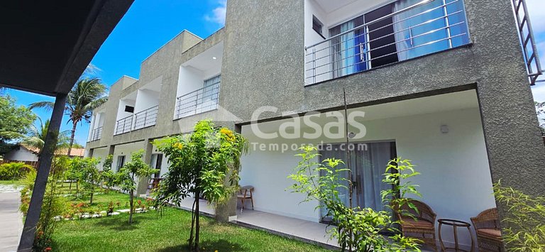 Apartments 50m from Mutá Beach