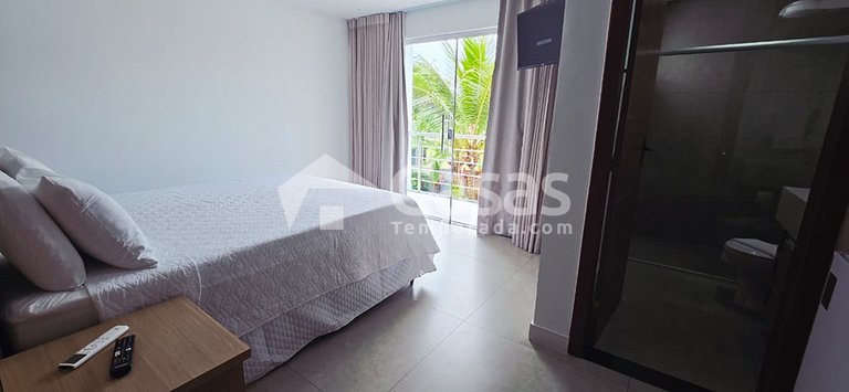 Stay in the most privileged spot on Mutá Beach.