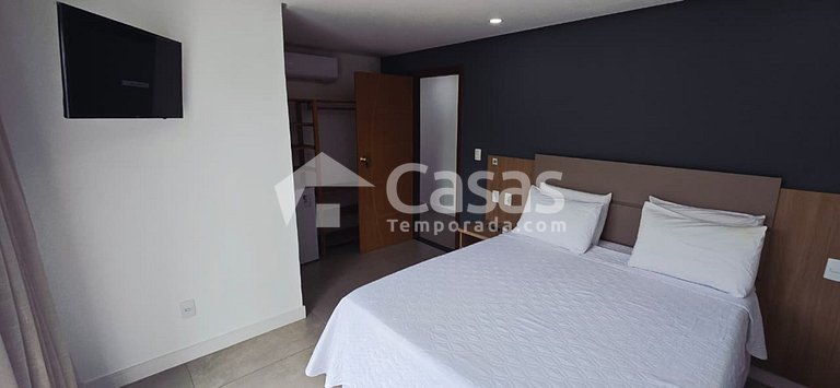 Aptos Frente à Piscina a 50m da Praia do Mutá