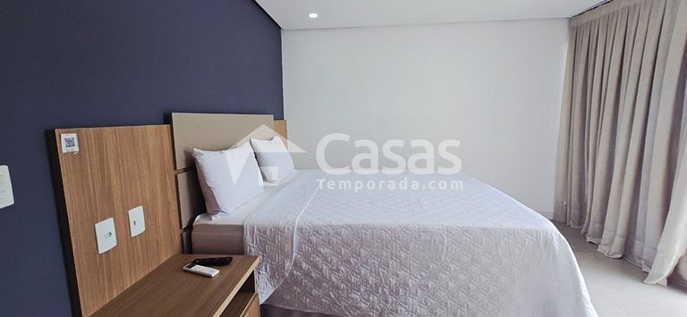 Aptos Frente à Piscina a 50m da Praia do Mutá