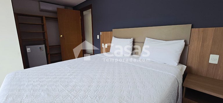 Aptos Frente à Piscina a 50m da Praia do Mutá