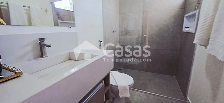 Aptos Frente à Piscina a 50m da Praia do Mutá