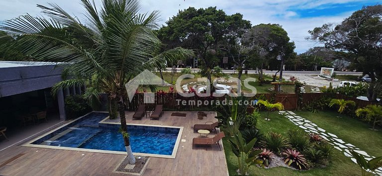 50 metros da praia. Piscina. Café da manhã. O lugar ideal