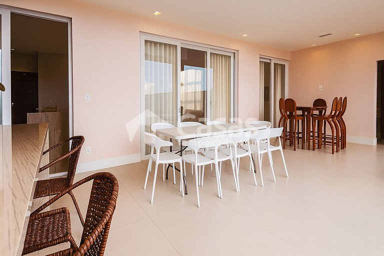 Casa Moderna com Piscina 10×5 em Condomínio de Alto Padrão