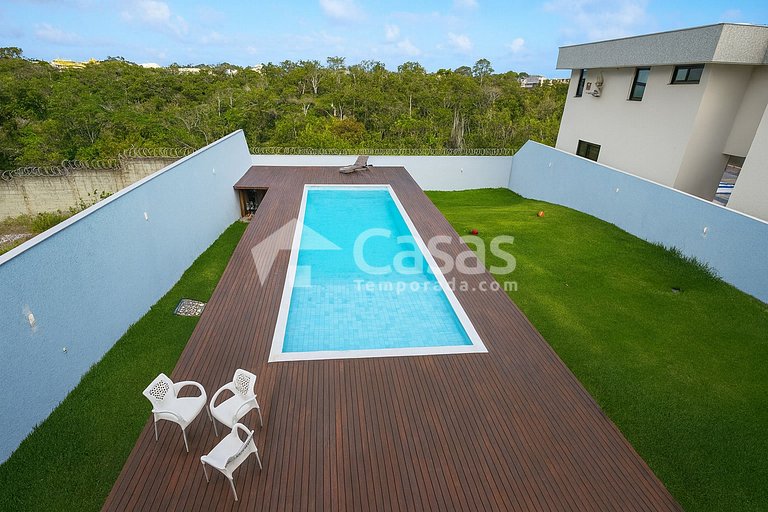 Casa con piscina y zona de barbacoa, seguridad las 24 horas