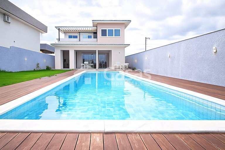 Casa con piscina y zona de barbacoa, seguridad las 24 horas