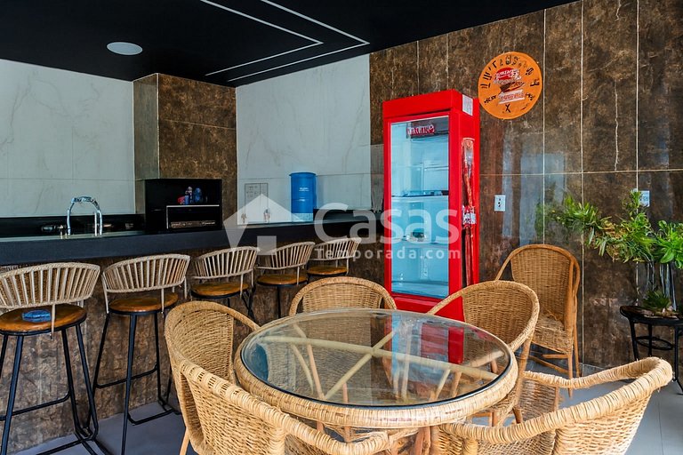 Affordable and comfortable accommodation on Mutá beach.