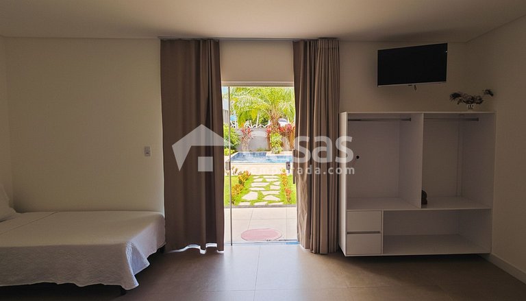 Perfect beachfront accommodation, calm sea.