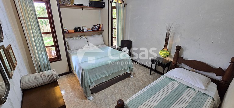 Holiday home for 26 people, swimming pool and barbecue