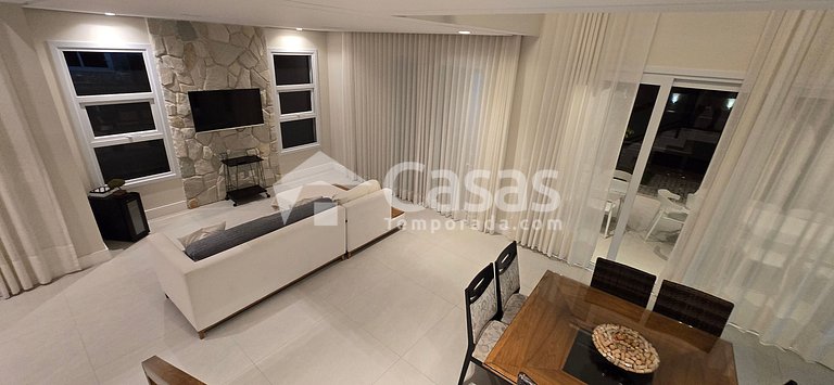 Casa Moderna com Piscina 10×5 em Condomínio de Alto Padrão
