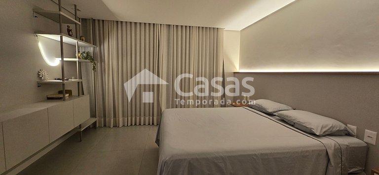 Casa con piscina y zona de barbacoa, seguridad las 24 horas