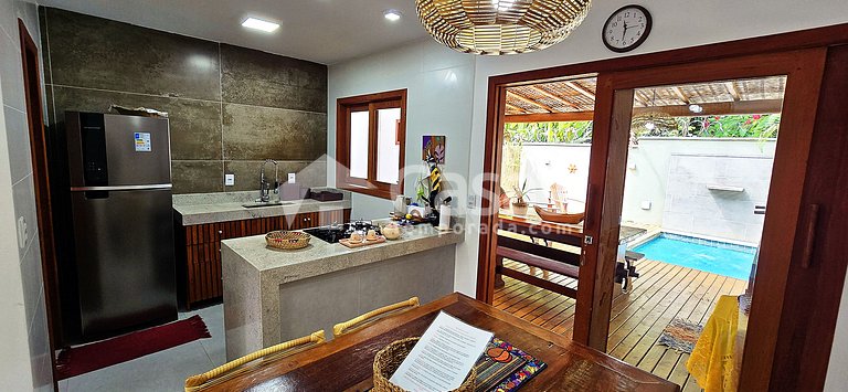 Casa com piscina privativa e churrasqueira