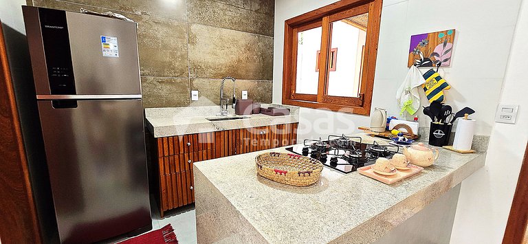 Casa com piscina privativa e churrasqueira