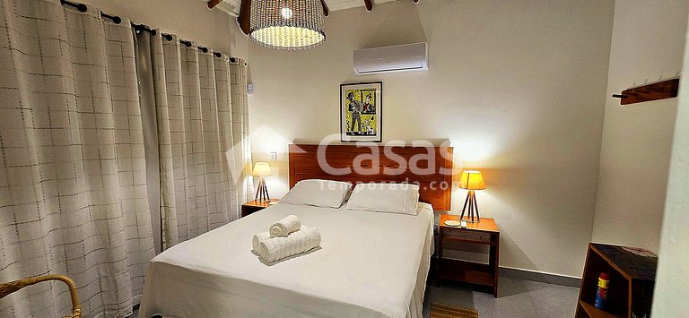 Casa com piscina privativa e churrasqueira