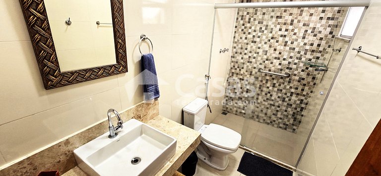 Acomodando confortavelmente até 6 pessoas em Coroa vermelha