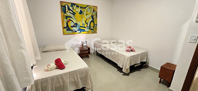 Acomodando confortavelmente até 6 pessoas em Coroa vermelha