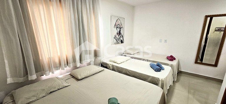 Acomodando confortavelmente até 6 pessoas em Coroa vermelha