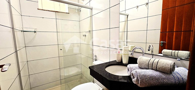 Casa Térrea 950m da Praia Taperapuan | 2 Suítes