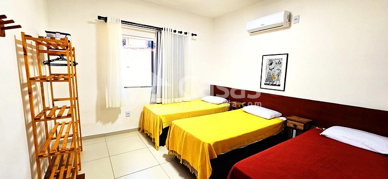 Casa Térrea 950m da Praia Taperapuan | 2 Suítes