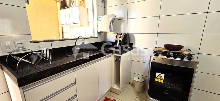 Casa Térrea 950m da Praia Taperapuan | 2 Suítes