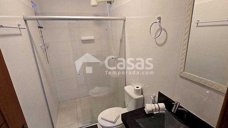 Apto com Piscina a 850m da Praia de Taperapuan