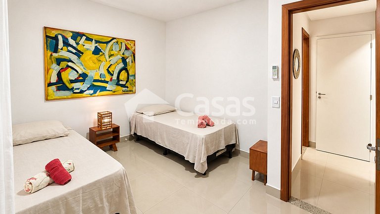 Mutá Beach 50m Away with 2 Suites and Pool