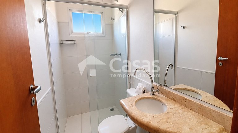 Duplex 3 Quartos a 100m da Praia de Taperapuan Porto Seguro